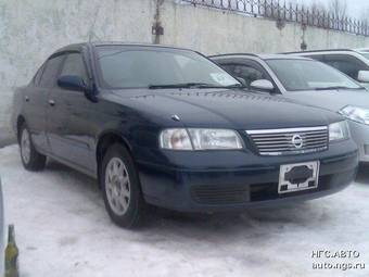 2003 Nissan Sunny Pics