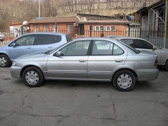 2003 Nissan Sunny Photos