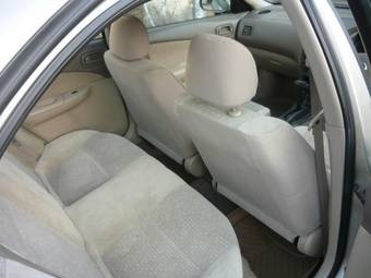 2003 Nissan Sunny Wallpapers