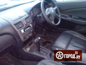 2003 Nissan Sunny Pictures