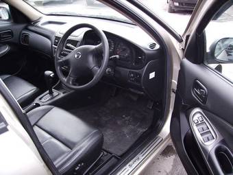 2003 Nissan Sunny Wallpapers