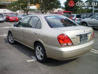 2003 Nissan Sunny Pictures