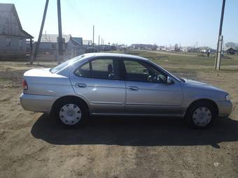 2003 Nissan Sunny Photos