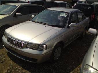 2003 Nissan Sunny Wallpapers
