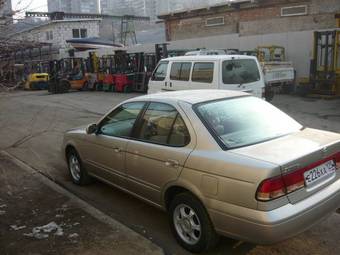 2003 Nissan Sunny Photos