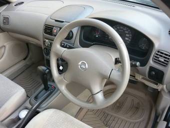 2003 Nissan Sunny Pictures