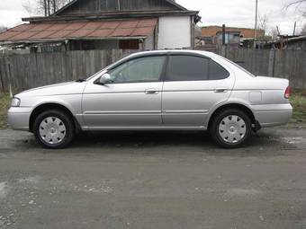 2003 Nissan Sunny Images