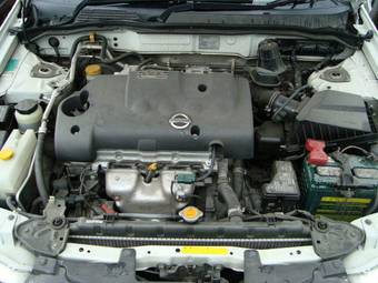 2003 Nissan Sunny Pictures