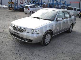 2003 Nissan Sunny Photos