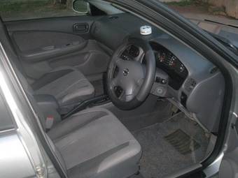 2003 Nissan Sunny Photos