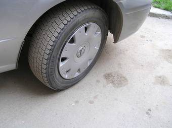 2003 Nissan Sunny Pictures