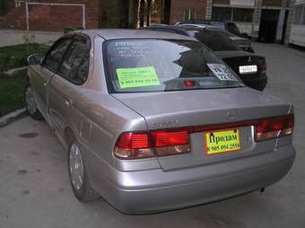 2003 Nissan Sunny Pictures
