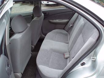 2003 Nissan Sunny Photos
