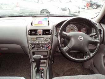 2003 Nissan Sunny Wallpapers