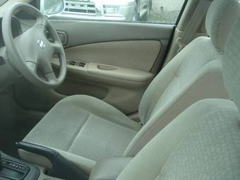 2003 Nissan Sunny Images