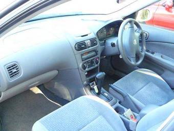 2003 Nissan Sunny Pictures