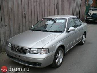 2003 Nissan Sunny Photos