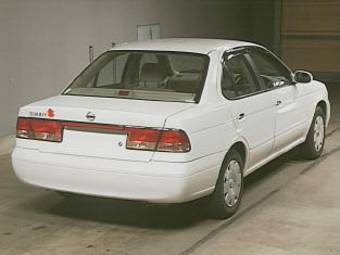 2003 Nissan Sunny Photos