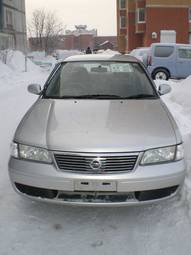 2003 Nissan Sunny Pics