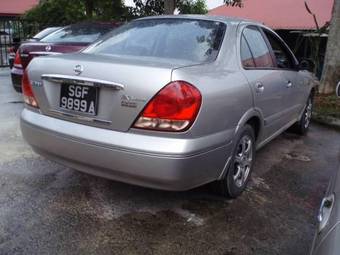 2003 Nissan Sunny Pictures