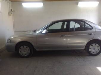 2003 Nissan Sunny Pics