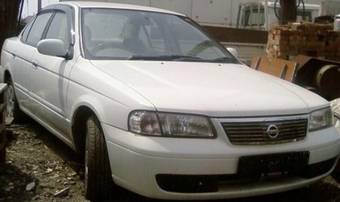 2003 Nissan Sunny Photos