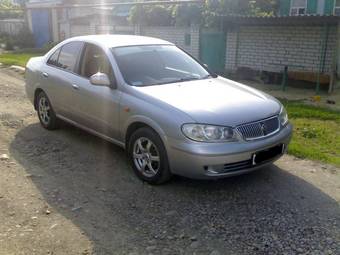 2003 Nissan Sunny Photos