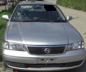 2003 Nissan Sunny Photos