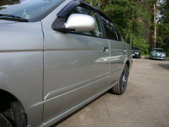 2003 Nissan Sunny Photos