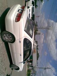 2003 Nissan Sunny Photos