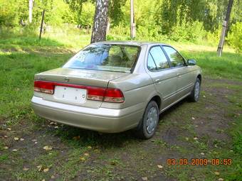 2003 Nissan Sunny Pics