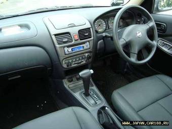 2003 Nissan Sunny Photos