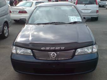 2003 Nissan Sunny Photos