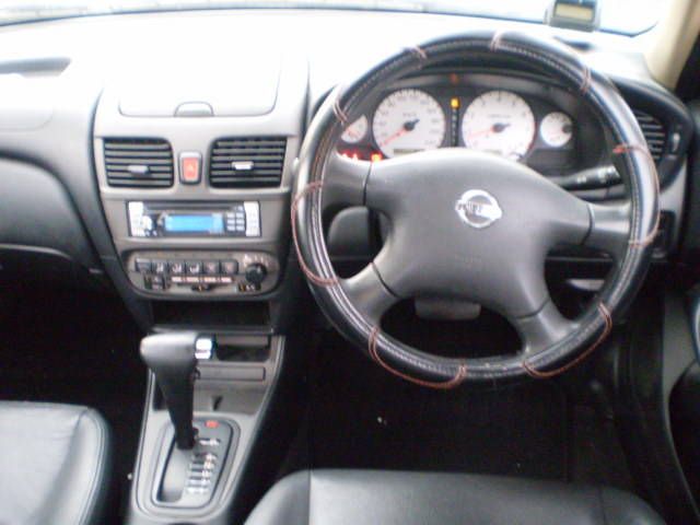 2004 Nissan Sunny