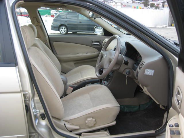 2004 Nissan Sunny