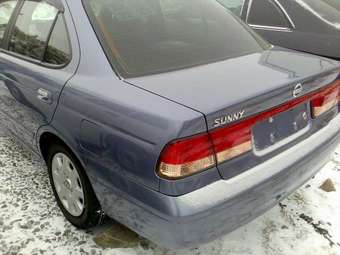 Nissan Sunny