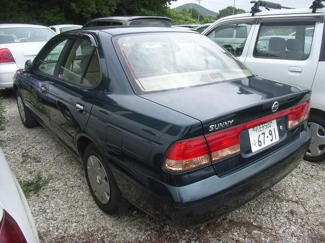 2004 Nissan Sunny