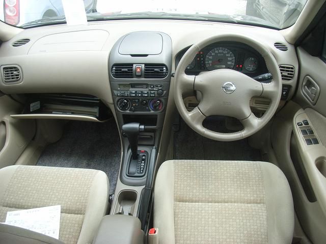 2004 Nissan Sunny