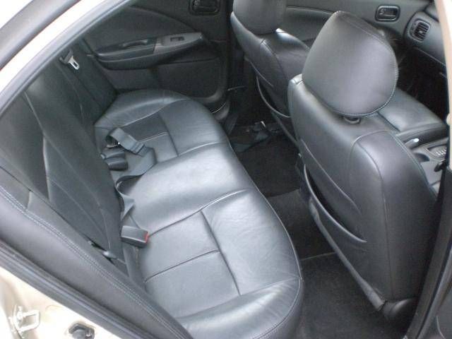 2004 Nissan Sunny