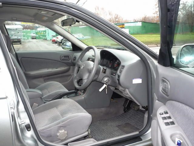 2004 Nissan Sunny