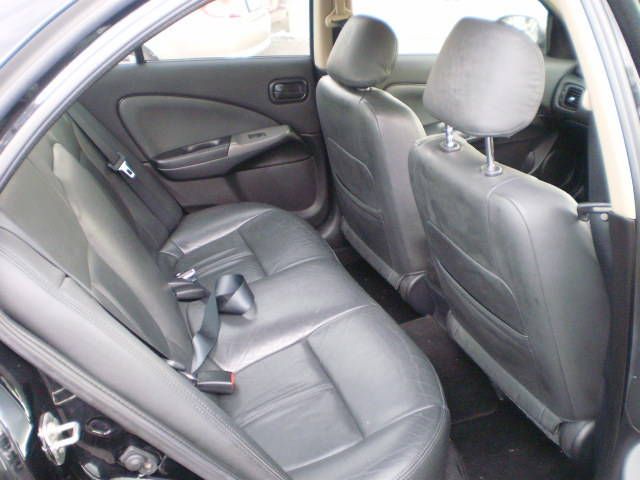 2004 Nissan Sunny