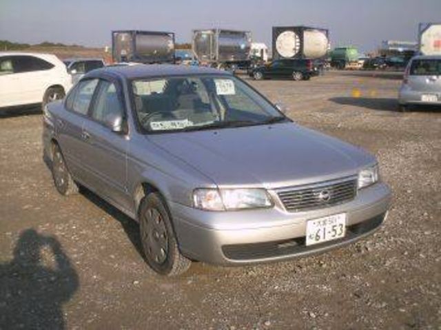 2004 Nissan Sunny