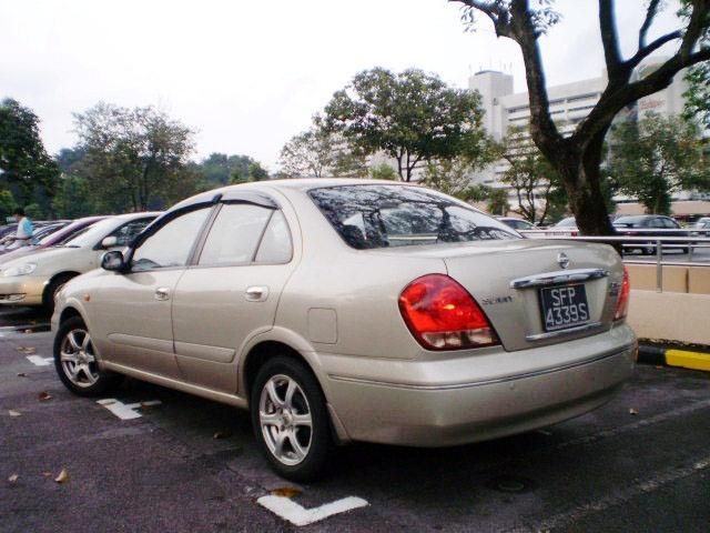 2004 Nissan Sunny