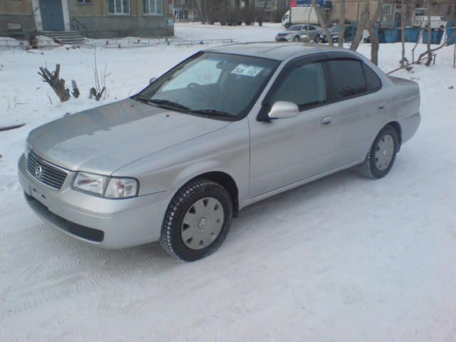 2004 Nissan Sunny