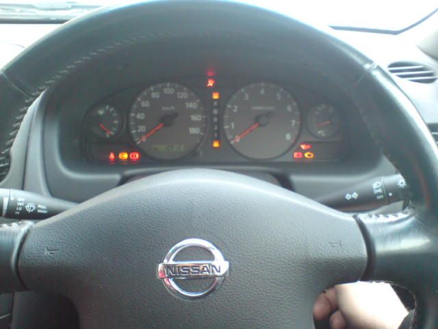 2004 Nissan Sunny