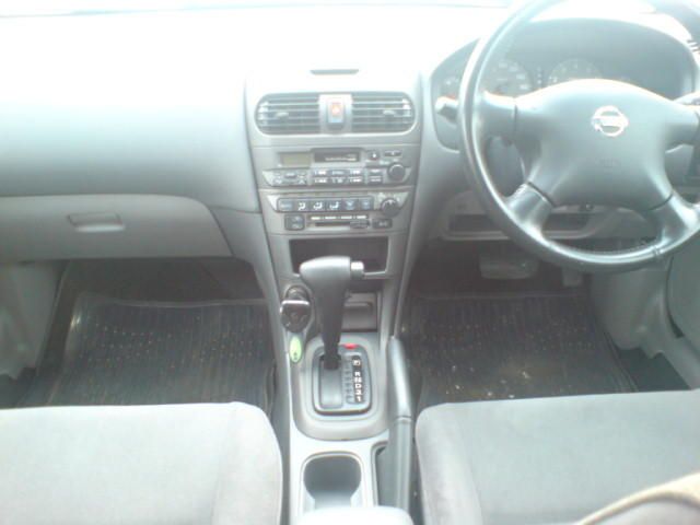 2004 Nissan Sunny
