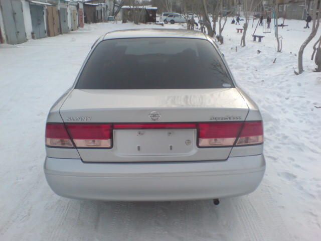 2004 Nissan Sunny