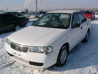 2004 Nissan Sunny