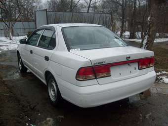 Nissan Sunny