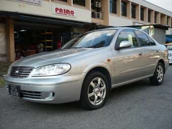 2004 Nissan Sunny Images